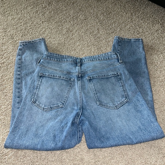 HIGH RISE JEANS - Picture 5 of 6